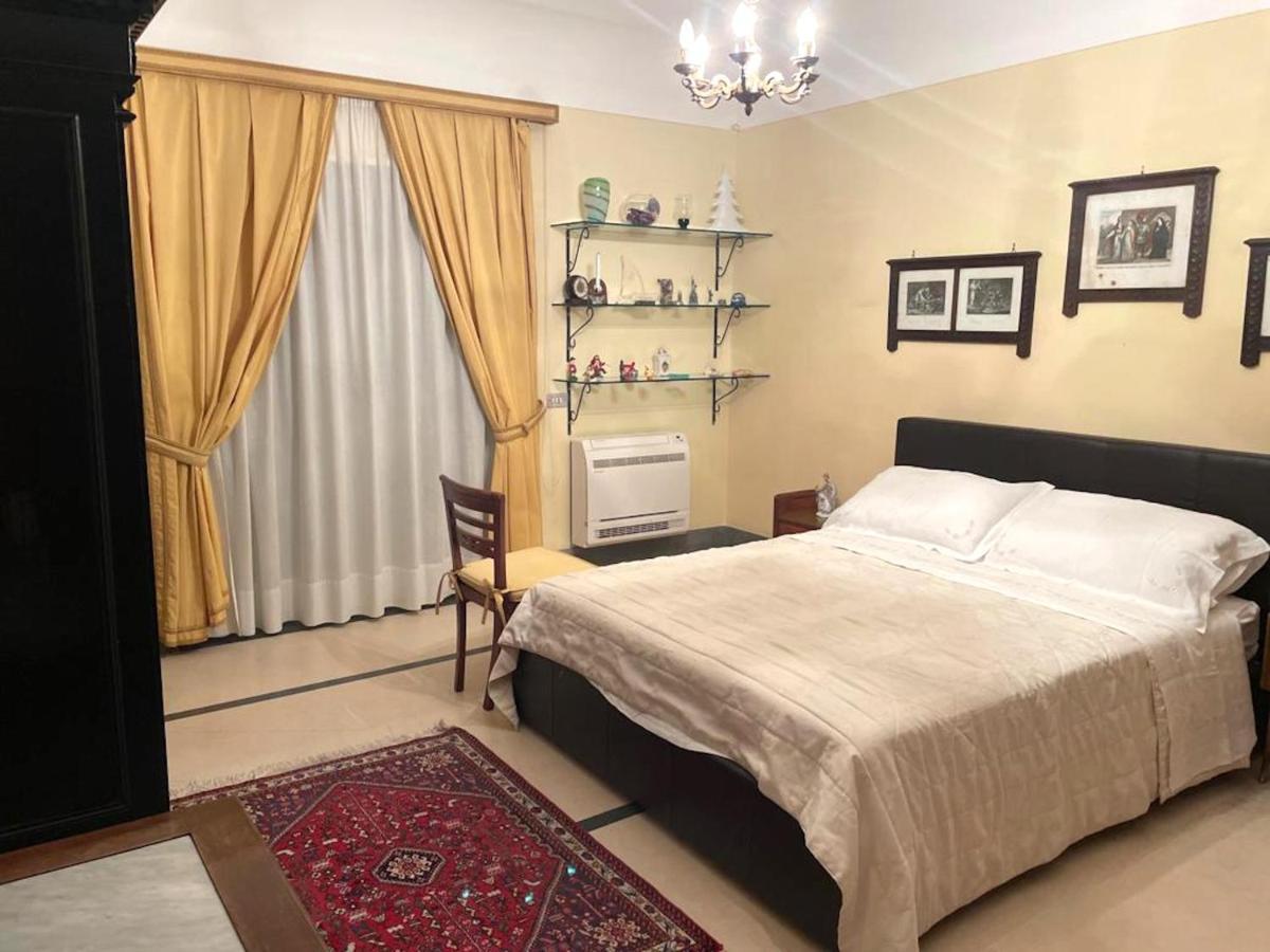 Cesare'S Home Катанія Екстер'єр фото