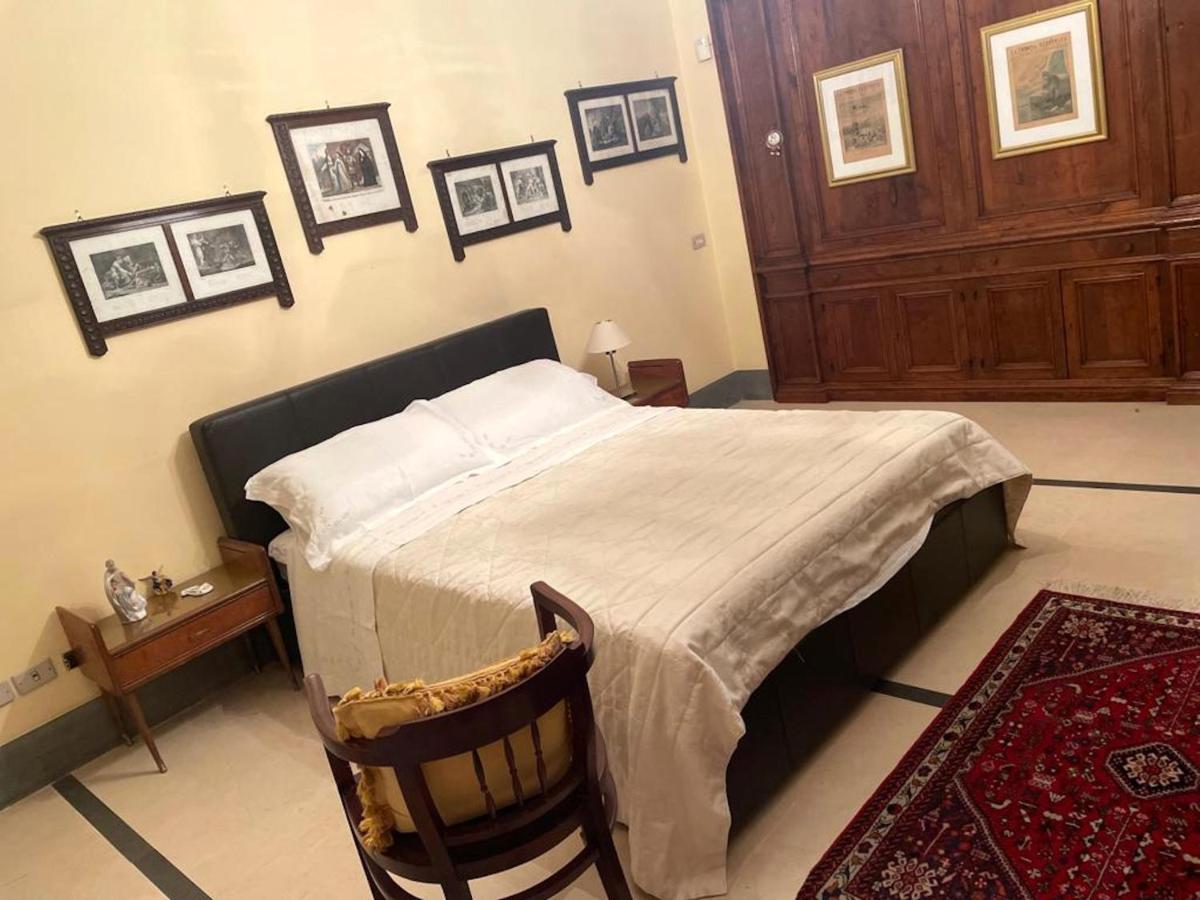 Cesare'S Home Катанія Екстер'єр фото
